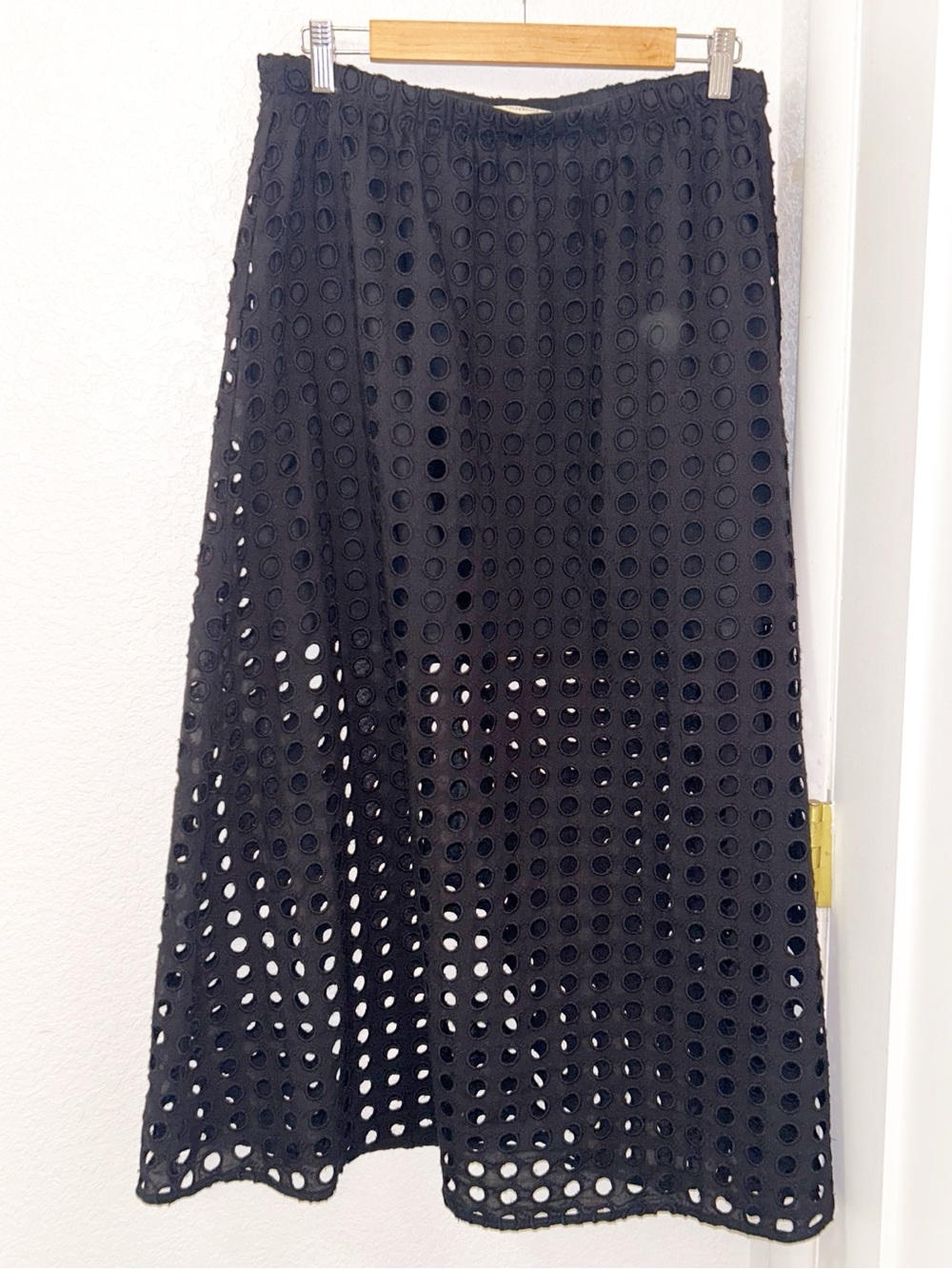 TUCKERNUCK The Cotton Eyelet Eve Pull On Maxi Skirt in BLACK SZ: Large